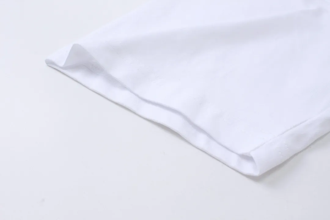 【 . Quality】BALENCI*GA/ .2024New Arrival. LOGOClassic T . . Authentic ， ！ ZP . 260 ， . ， ，。 。Classic ，LOGO ， ， 。 . ， ， ， OS . Same Style ：BL 223213 ：Black，White， Size：XS L